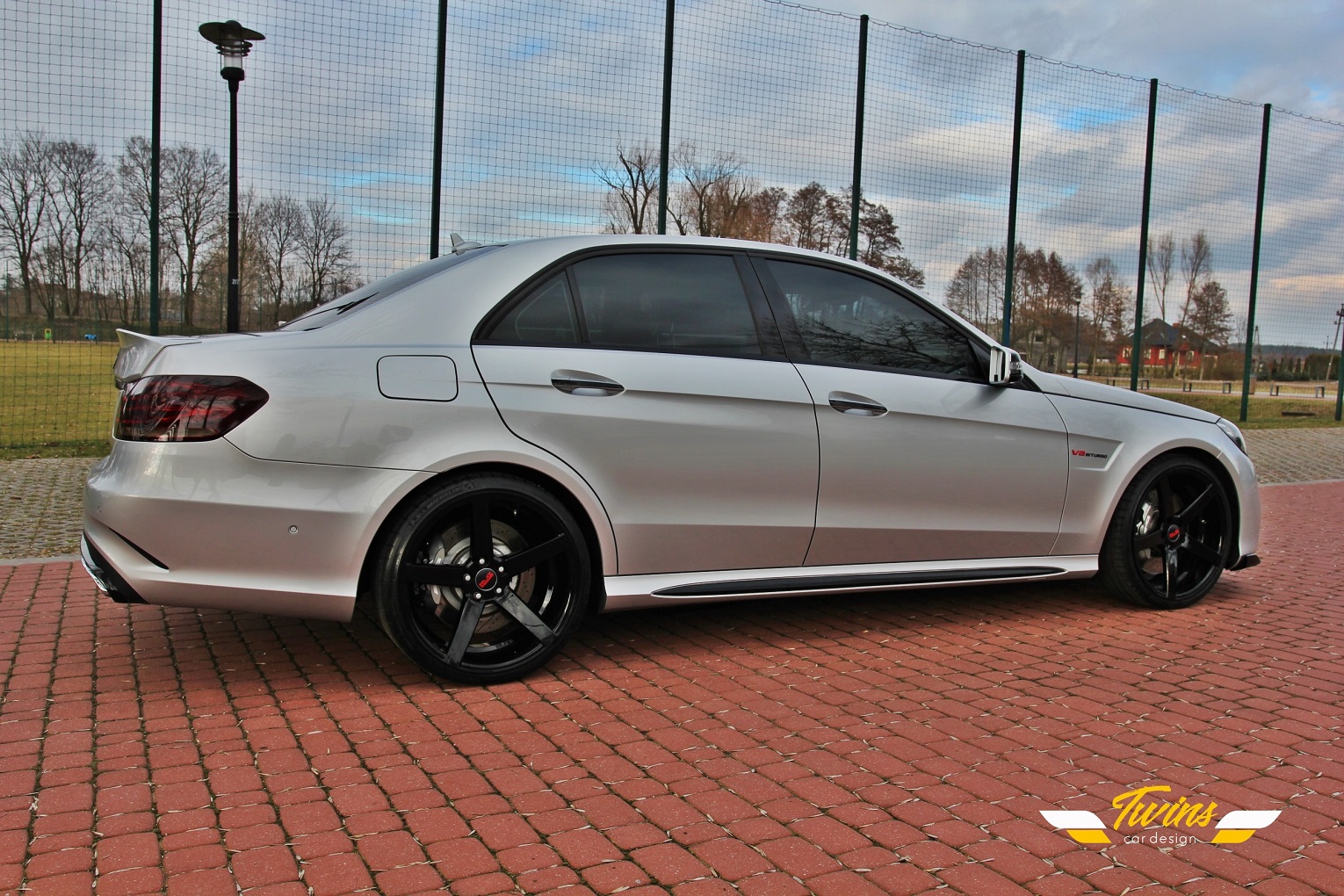 Mercedes E63 AMG