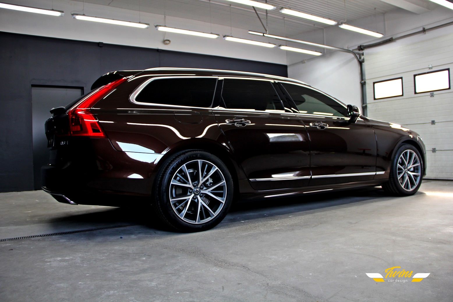 Volvo V90