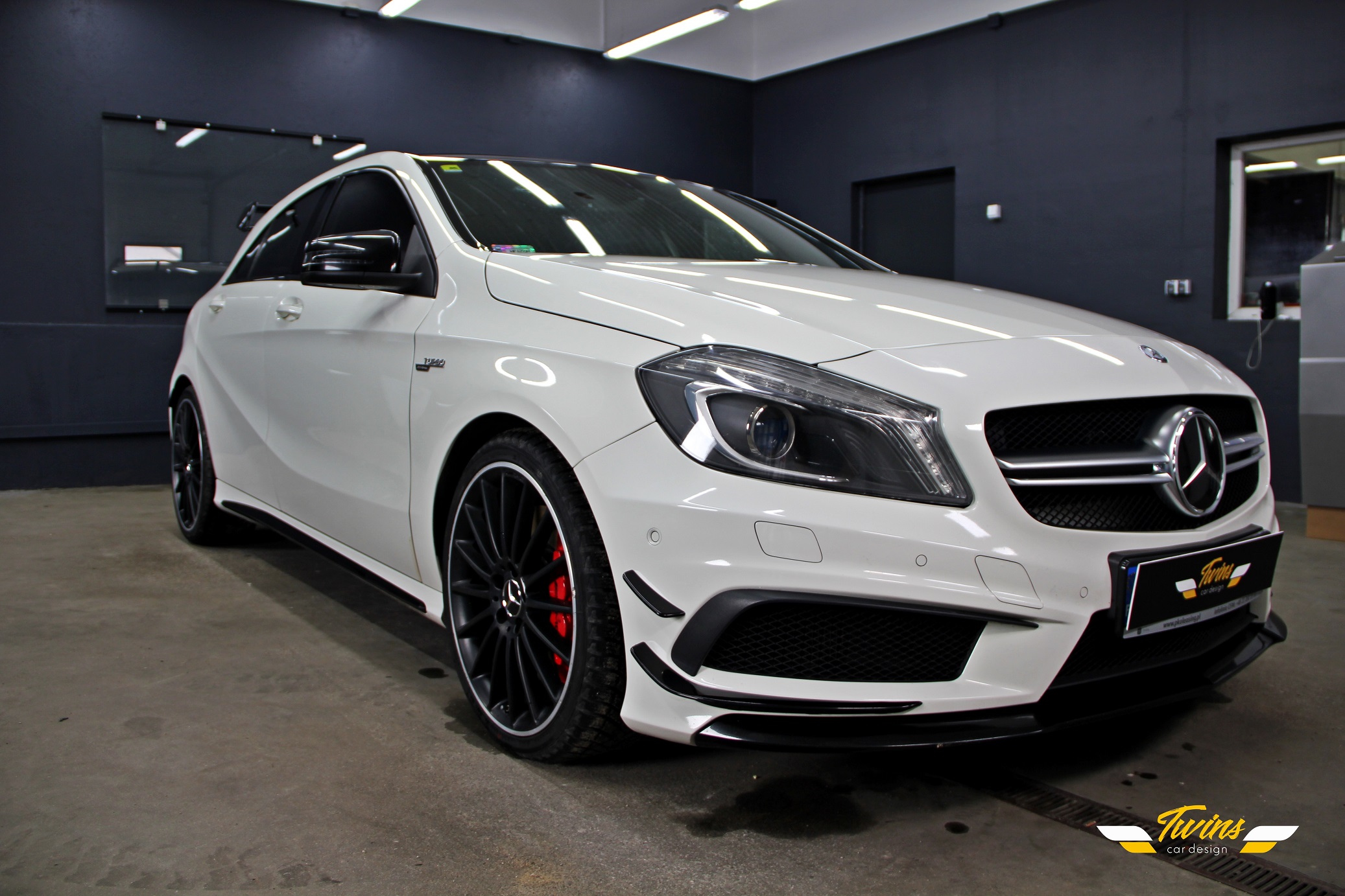 Mercedes A45 AMG